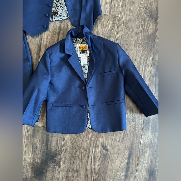 Peanut Butter Toddler Tuxedo #1 - Picture 3 of 3